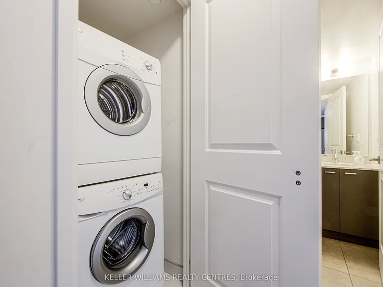 88 Sheppard Ave E #511 — Photo 14