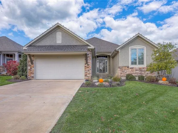 12084 W 138th Ct, Overland Park, KS 66221