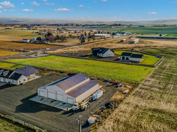 1068 Locher Road, Touchet, WA 99360