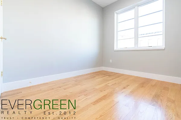 Rented by ERNY LLC | media 13