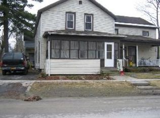 19 1/2 Champion St, Carthage, NY 13619
