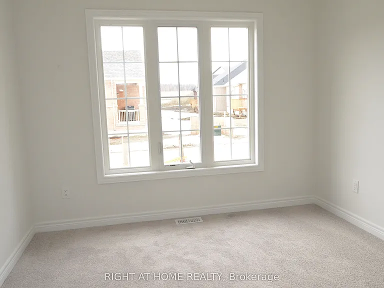 65 Jazzberry Rd #2 — Photo 14