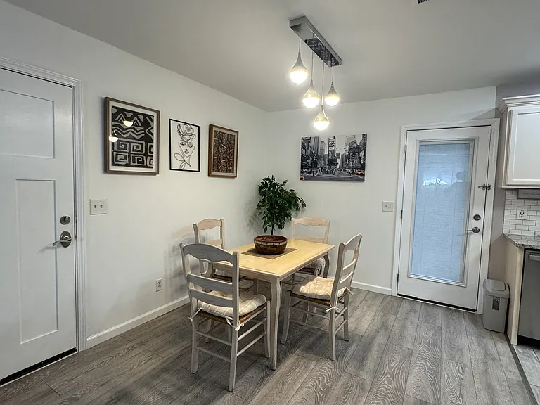 Pine Ridge Cir — Photo 4