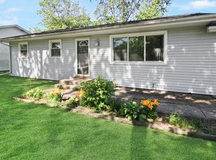 7714 Wallace St, Merrillville, IN 46410