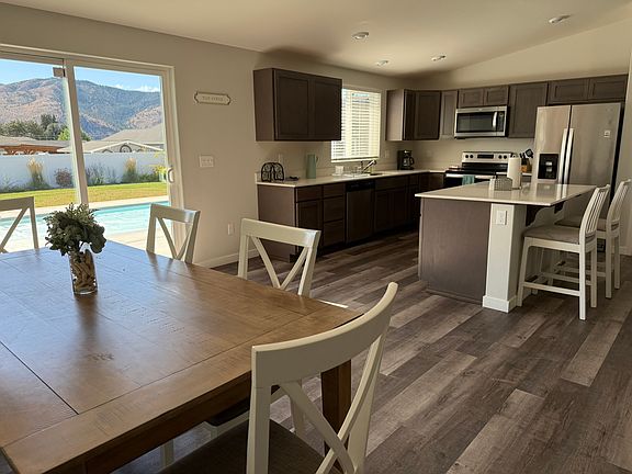 5th image of 23 Manzanita Dr