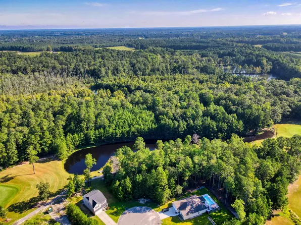 677 Timber Creek Dr., Loris, SC 29569