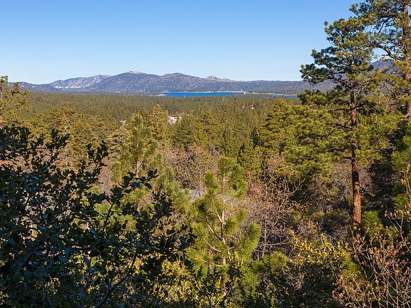 3rd image of 764 Menlo Dr