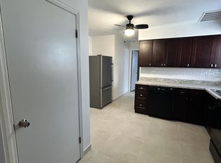 36 E Scranton Ave #1, Staten Island, NY 10308