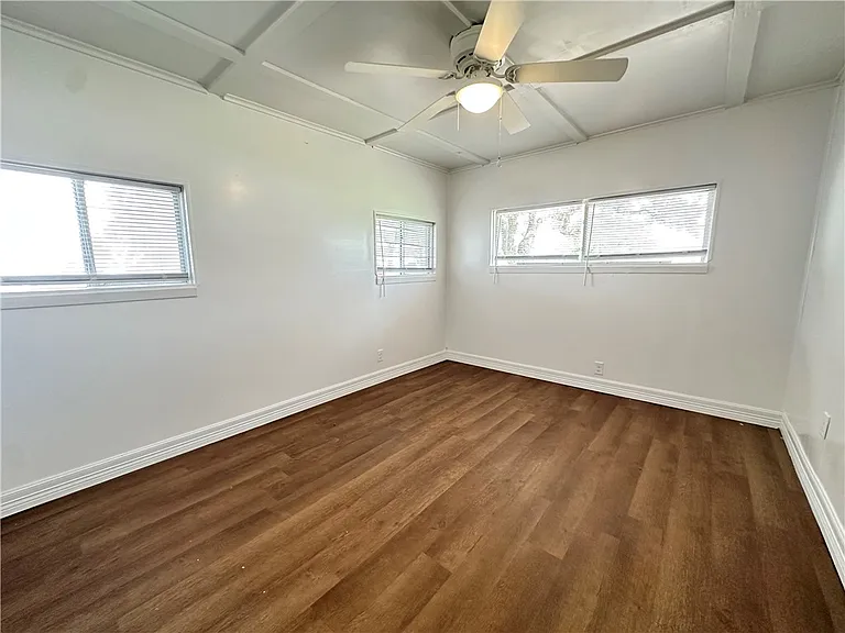 1213 W Terrace Blvd — Photo 24