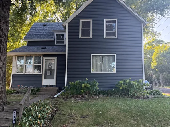 316 2nd Ave N, Brownton, MN 55312