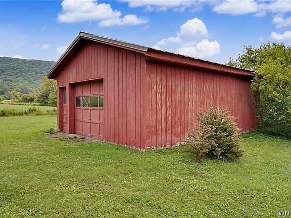 5th image of 4224 Killbuck Rd