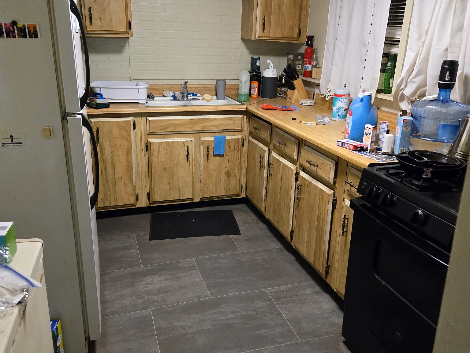 2 bed, 1000 sqft, $1,350 — Photo 3