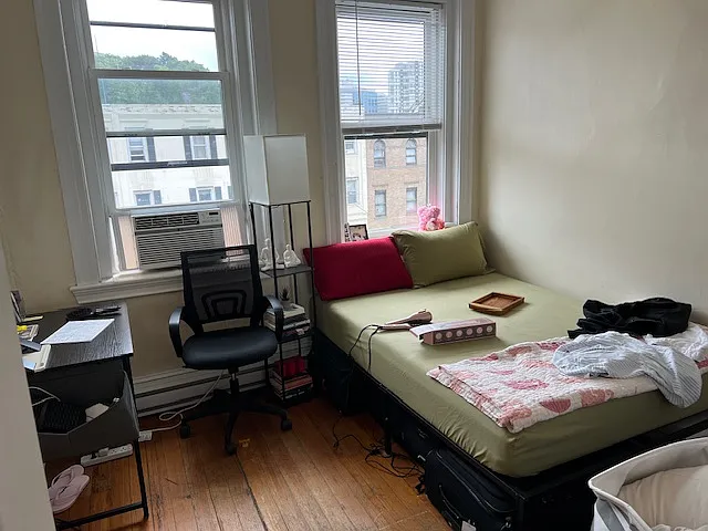 883 Huntington Ave — Photo 72