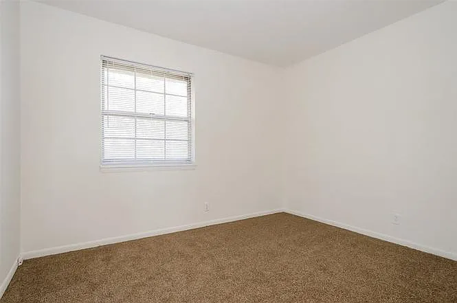 1408 21st Avenue Pl — Photo 6