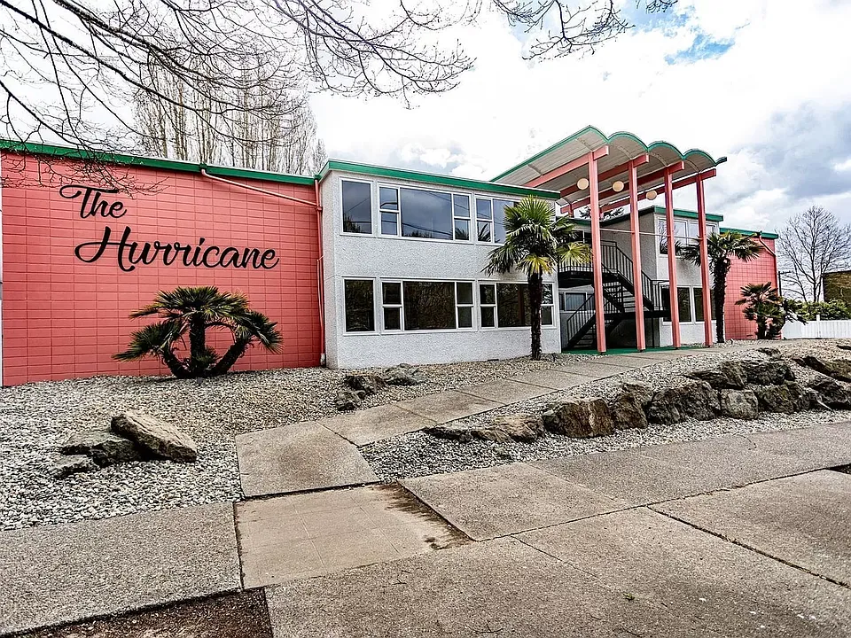 9020 35th Ave SW
