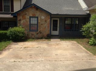950 Ohara Dr, Jonesboro, GA 30236