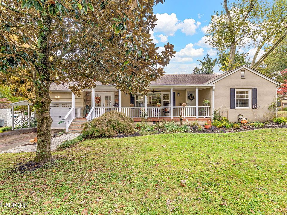 1st image of 2942 Fountain Park Blvd
