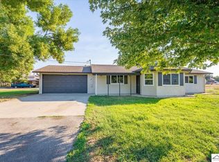 8250 Marek Rd, Los Molinos, CA 96055