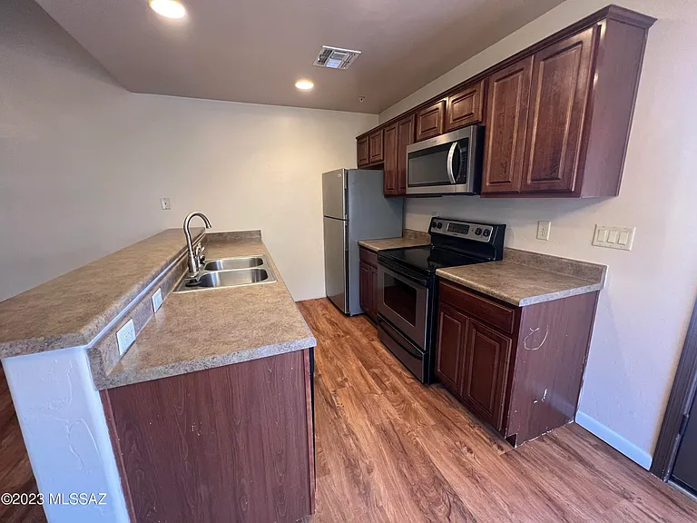 2501 S Pantano Pkwy #3 — Photo 6