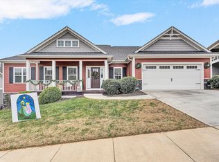 226 Savannah Dr NE, Roanoke, VA 24012