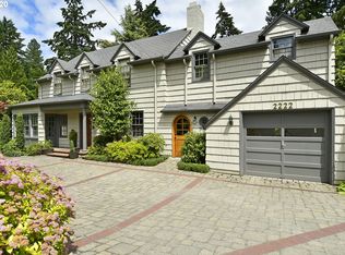 2222 SW Broadway Dr, Portland, OR 97201