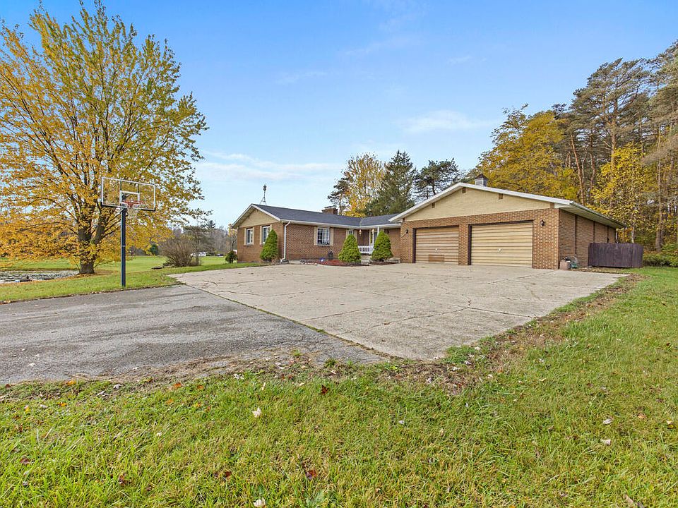 18593 30th Ave, Barryton, MI 49305 MLS 23140431 Zillow