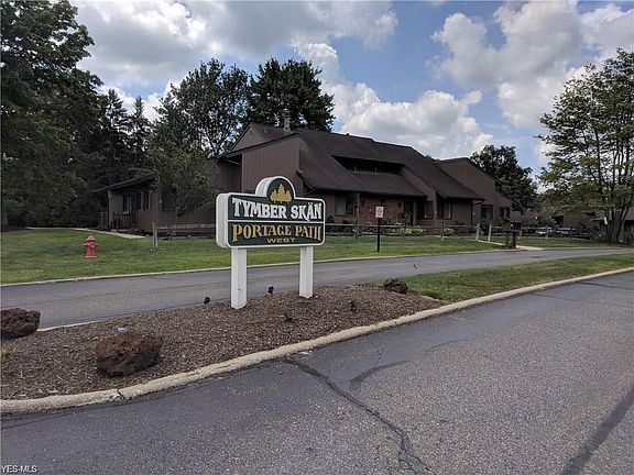 3rd image of 7357 Trailside Dr APT B