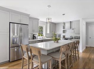 115 Ellery Ave, Middletown, RI 02842