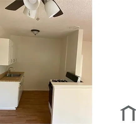 1831 W Crestwood Ln #2 — Photo 2
