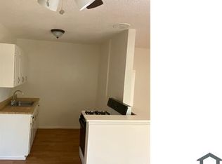 1831 W Crestwood Ln APT 8, Anaheim, CA 92804