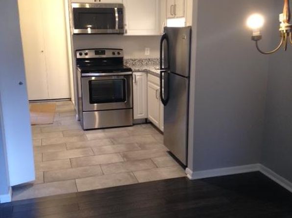 218 S Batchewana Ave #202