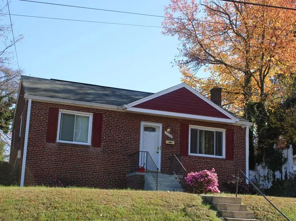 2208 Gaylord Dr, Suitland, MD 20746