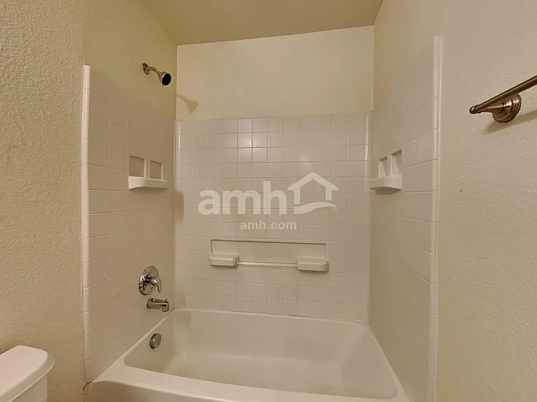 10624 Cochron Dr — Photo 19
