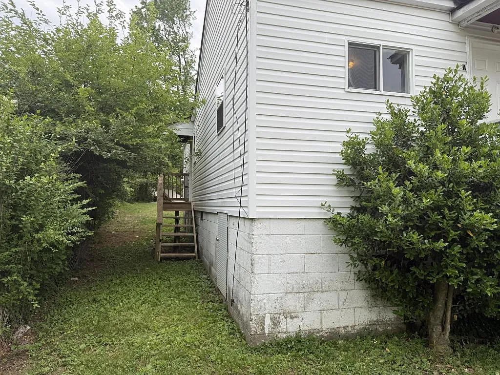 Building Photo - 212 Morgan Pl