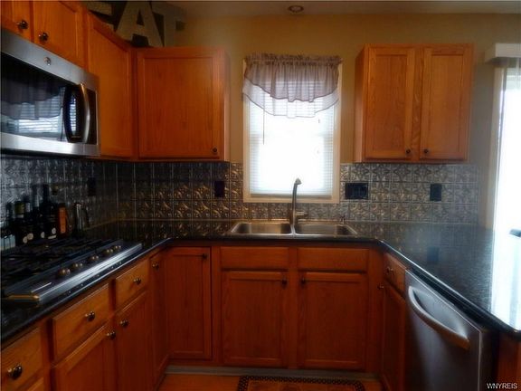 5th image of 7176 Lenmart Dr