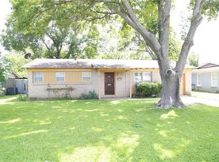 1200 Parsons Ln, Fort Worth, TX 76106