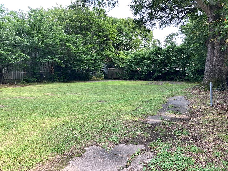 1st image of 507 W Race Ave
