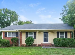4534 Hidden Valley Rd, Charlotte, NC 28213