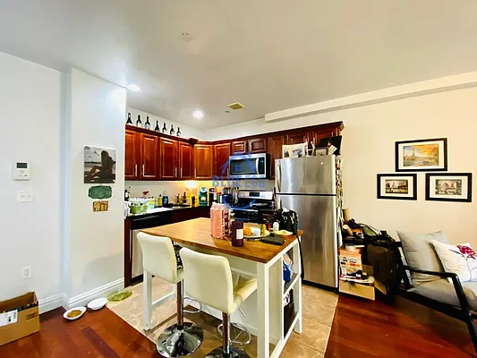 Rented by Blue Egg Realty Corp | media 24