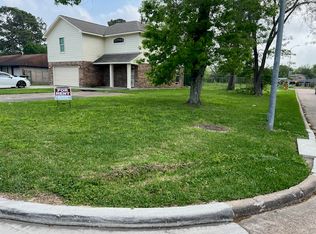 7102 Heath St, Houston, TX 77016