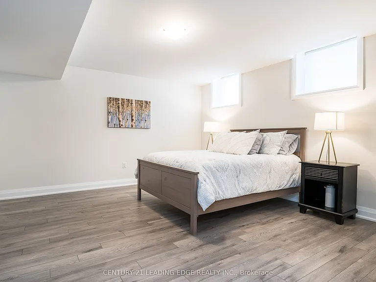 102 Reed Way — Photo 37
