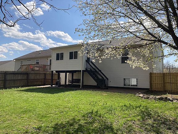 2nd image of 843 Virginiabradford Ct