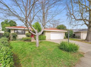 8413 Moravian Ct, Sacramento, CA