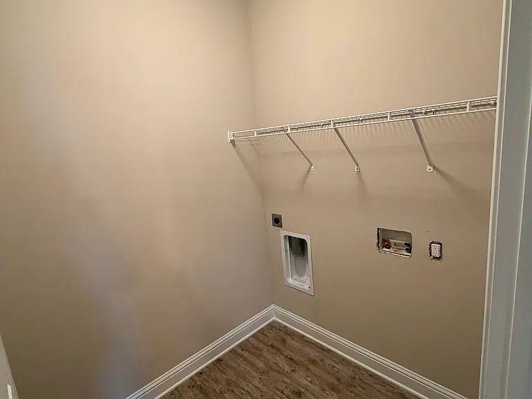 109 Clear Springs Cir — Photo 11