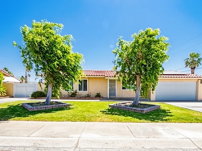 2240 N San Gorgonio Rd — Photo 4