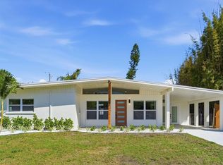2989 Greenbriar St, Sarasota, FL 34237