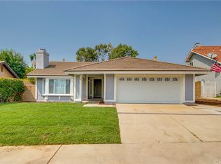 37 Stagecoach Dr, Pomona, CA 91766