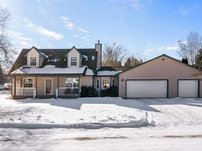 110 Spur Dr, Sandpoint, ID, 83864