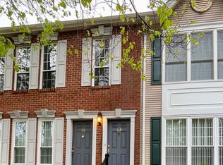 116 Edward Dr #114, Franklin Park, NJ 08823