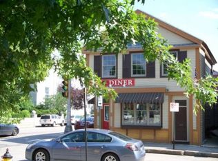 87 Amherst St, Manchester, NH 03101